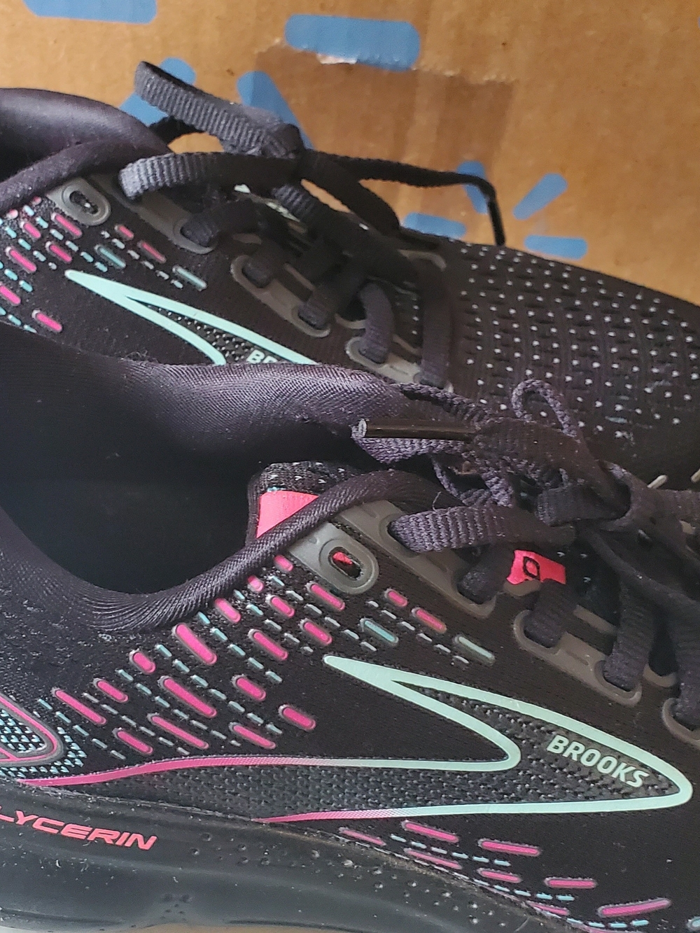 Brooks Glycerin Women's Running Shoes Size7 Black with Teal & Pink